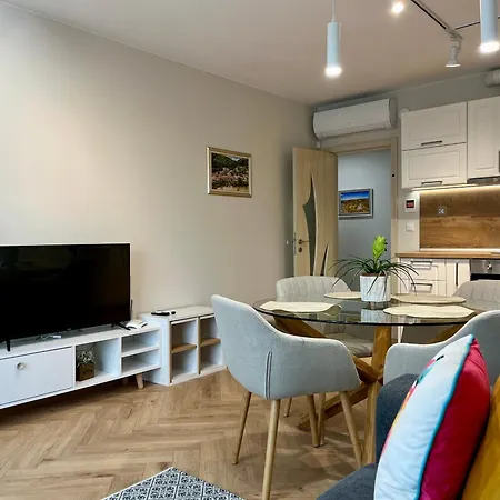 Daire Parkview Luxury In Center 8